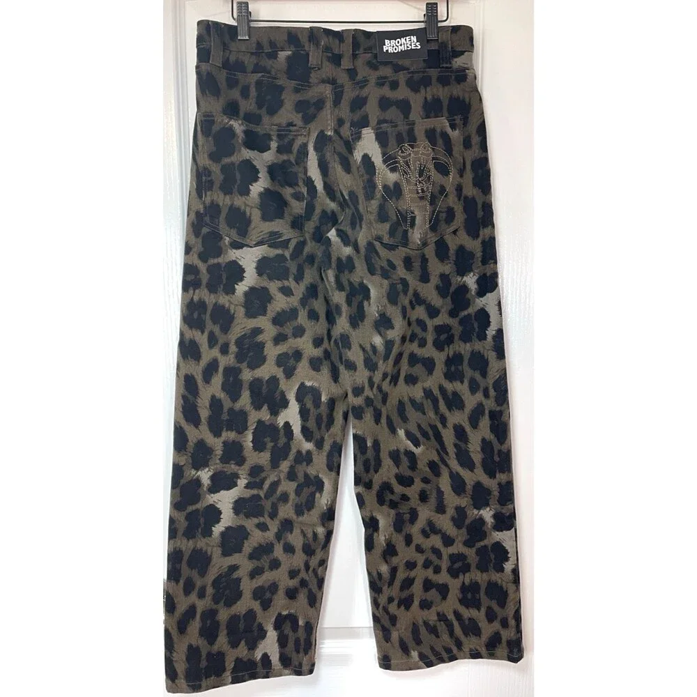 Broken Promises mens jeans NEW! wide leg leopard embroidered snake size 28